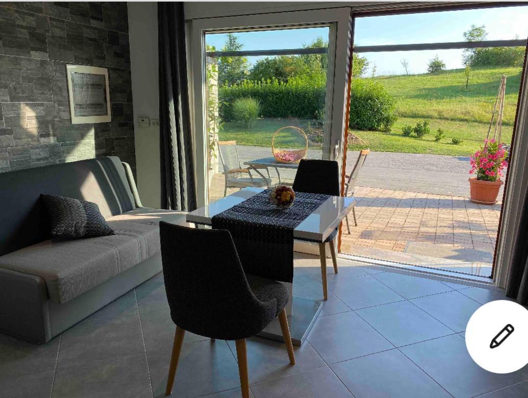 Lovely Apartment In Nature With Sauna! Postojna Extérieur photo
