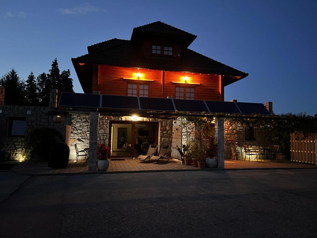 Lovely Apartment In Nature With Sauna! Postojna Extérieur photo